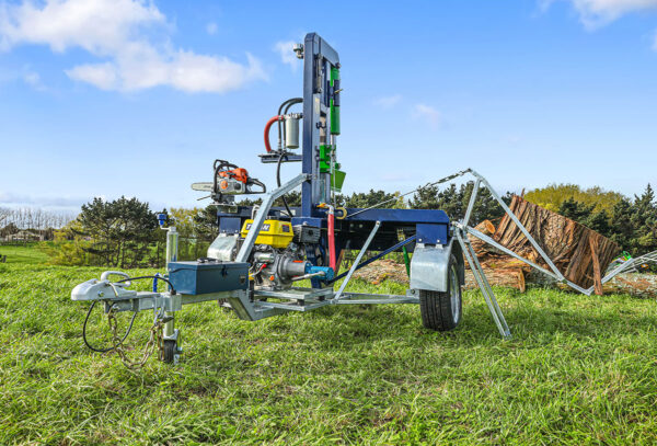 Delux Woodsplitter full view